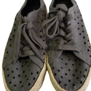 Universal Thread Espadrille Star Gray Lace Up Sneakers Cut Out Stars Womens 8